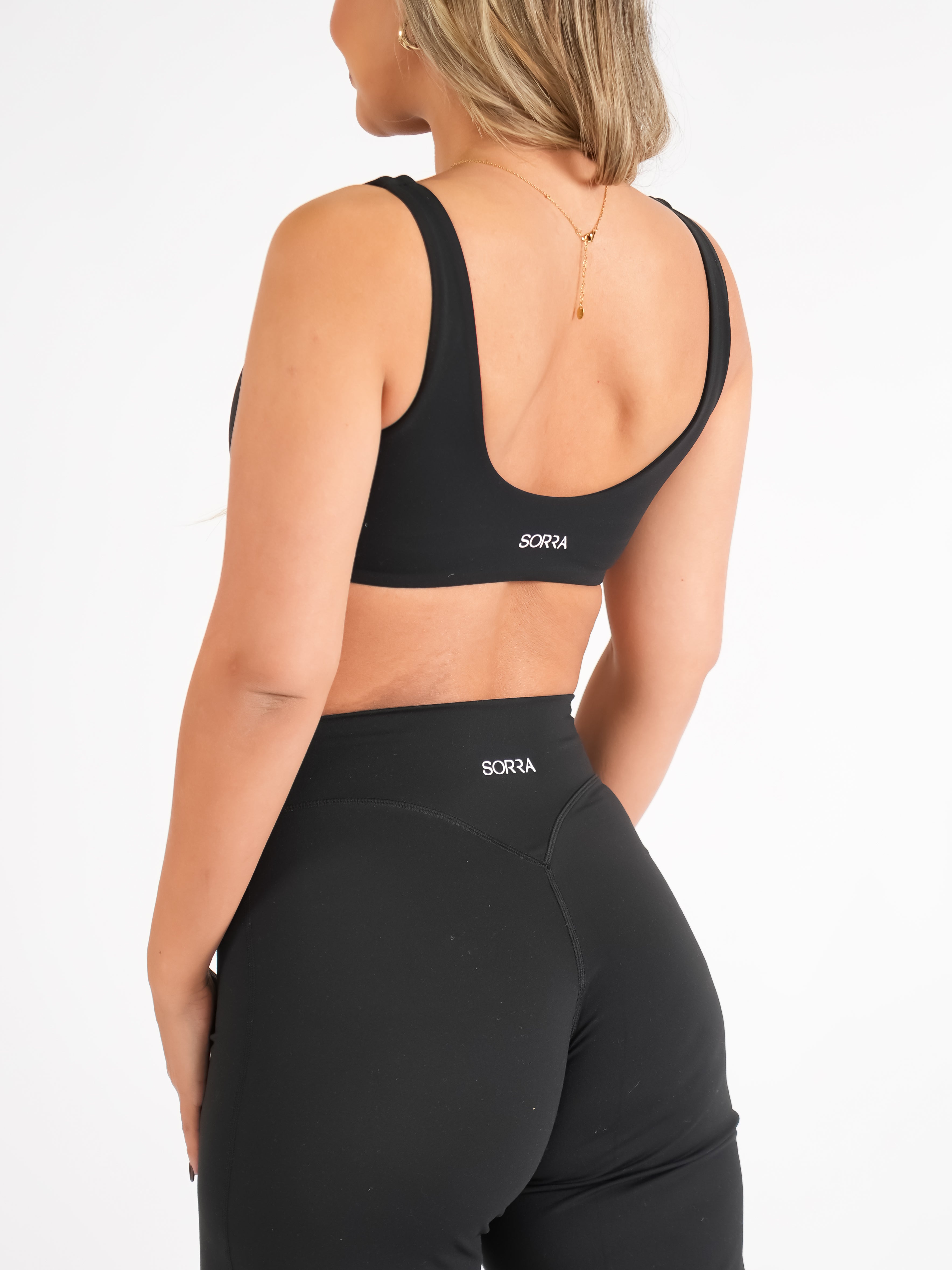 Aria Crop Classic Black