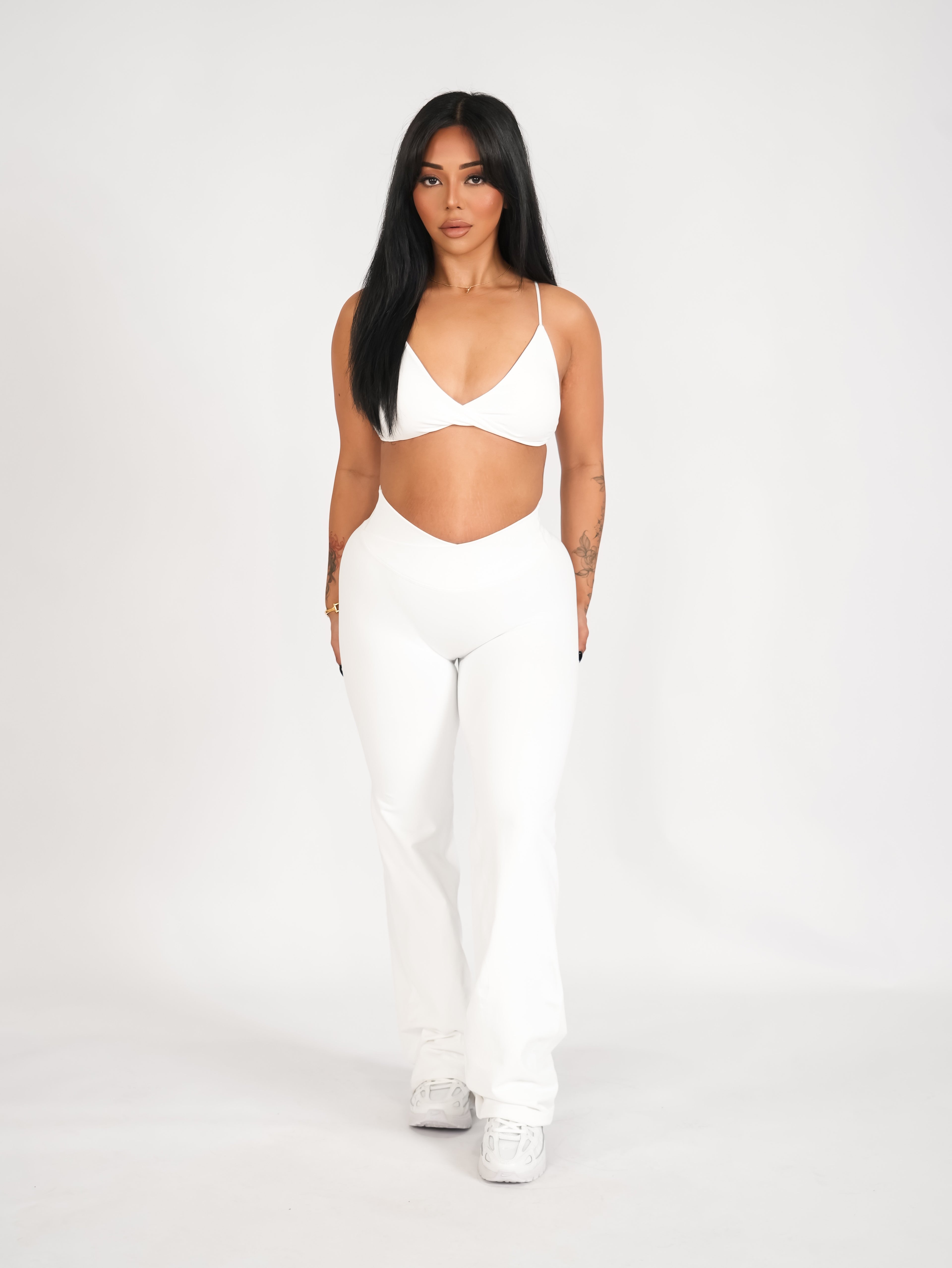 CurveContour Sculpt Flares Classic White