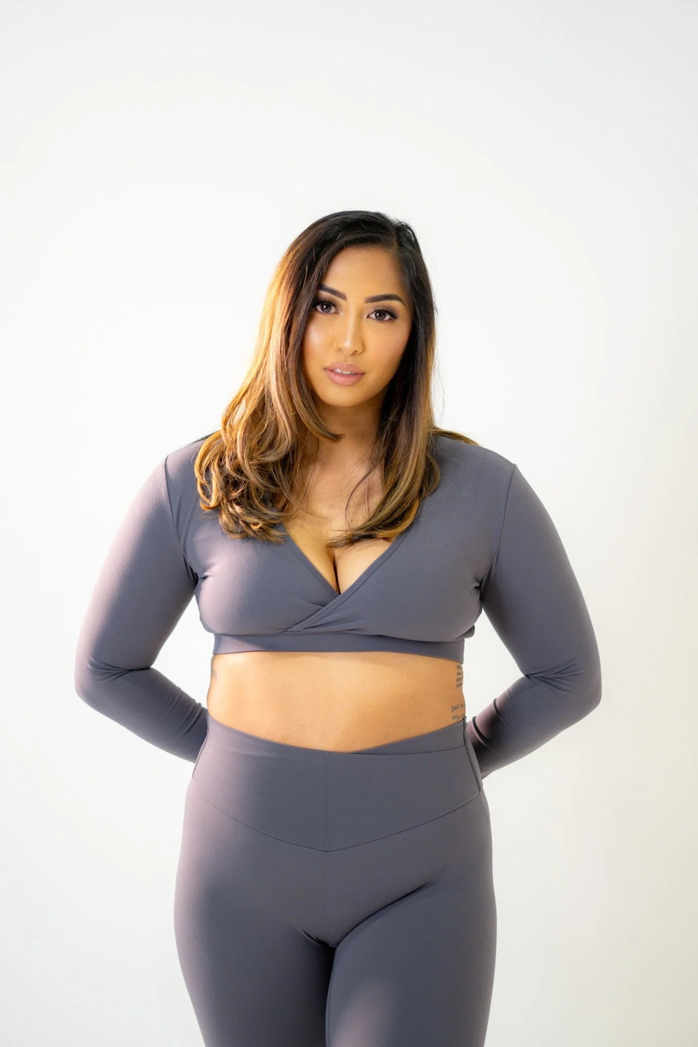 Kleo Long Sleeve Crop Phantom