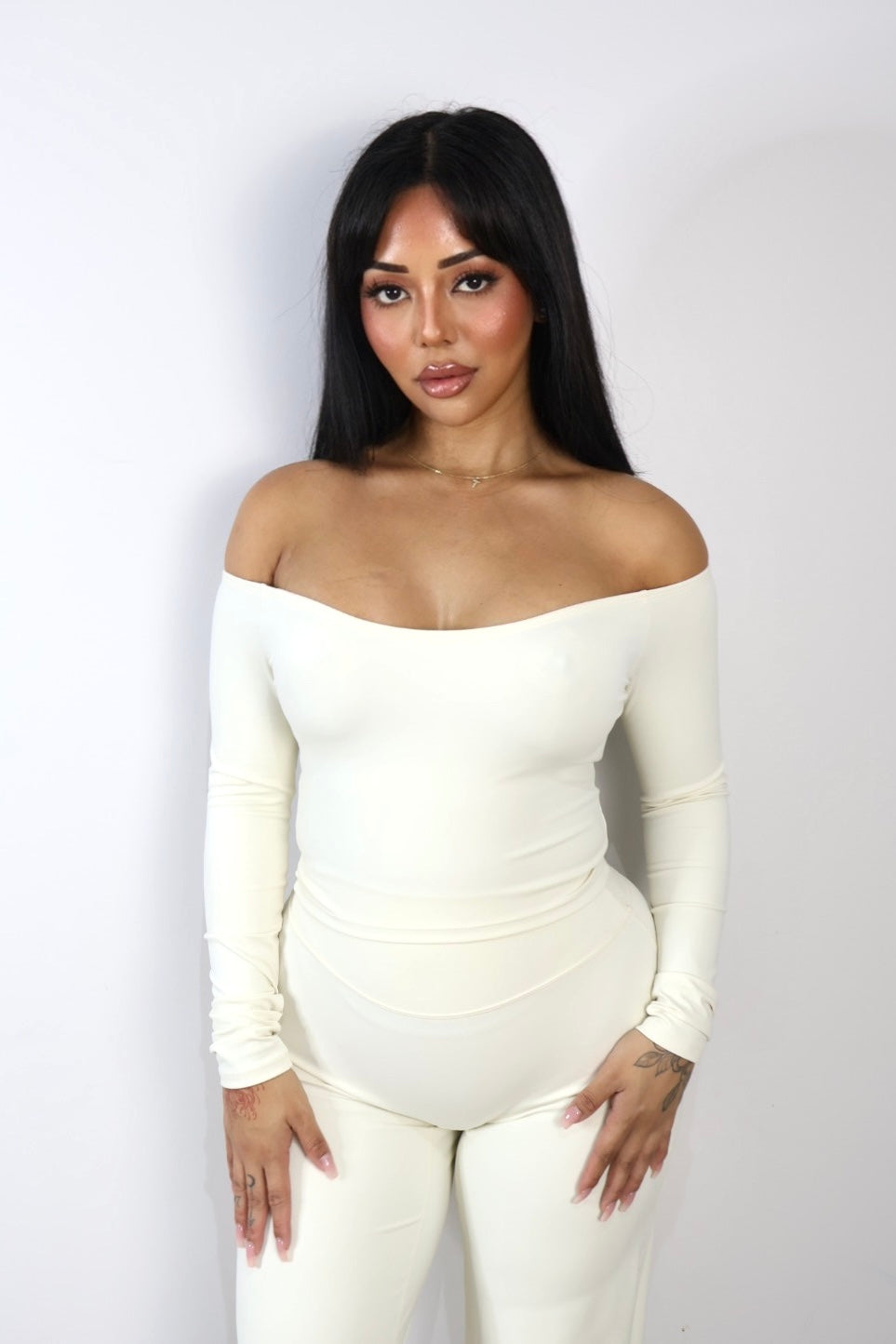 Kate Off-Shoulder Long Sleeve Buttercream